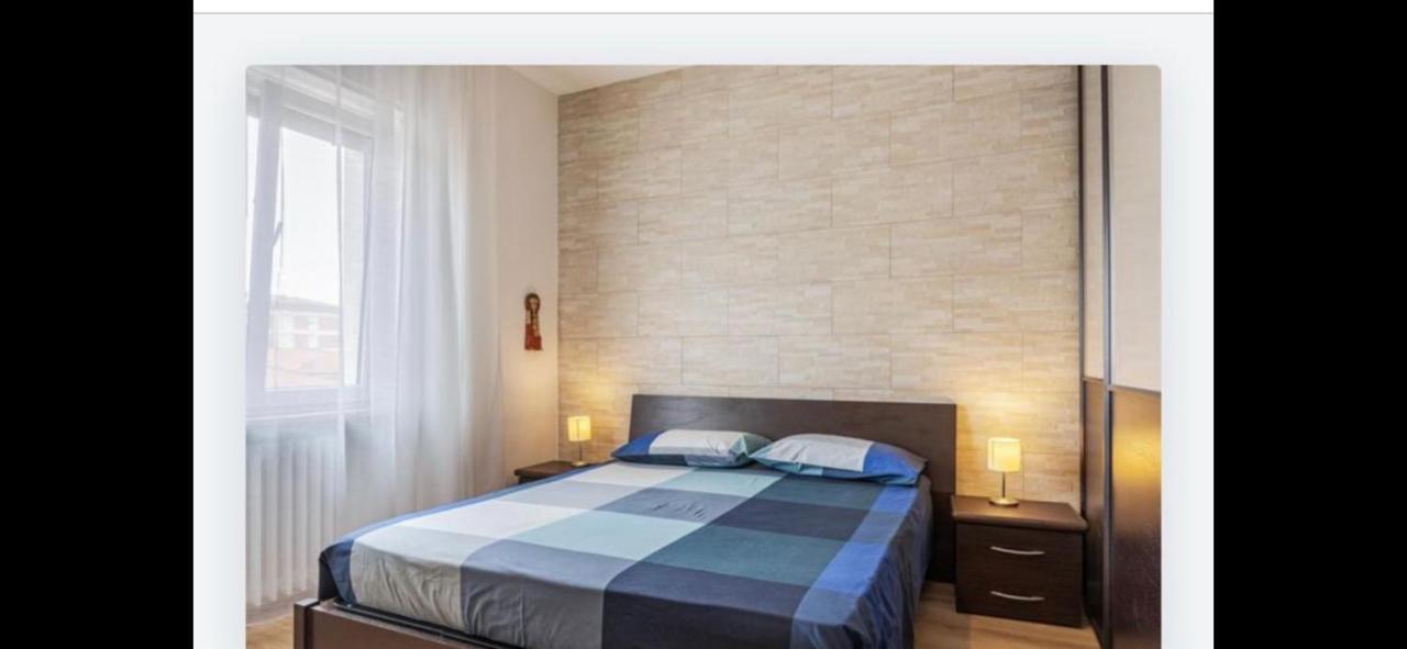 Queen East Verona Apartments エクステリア 写真