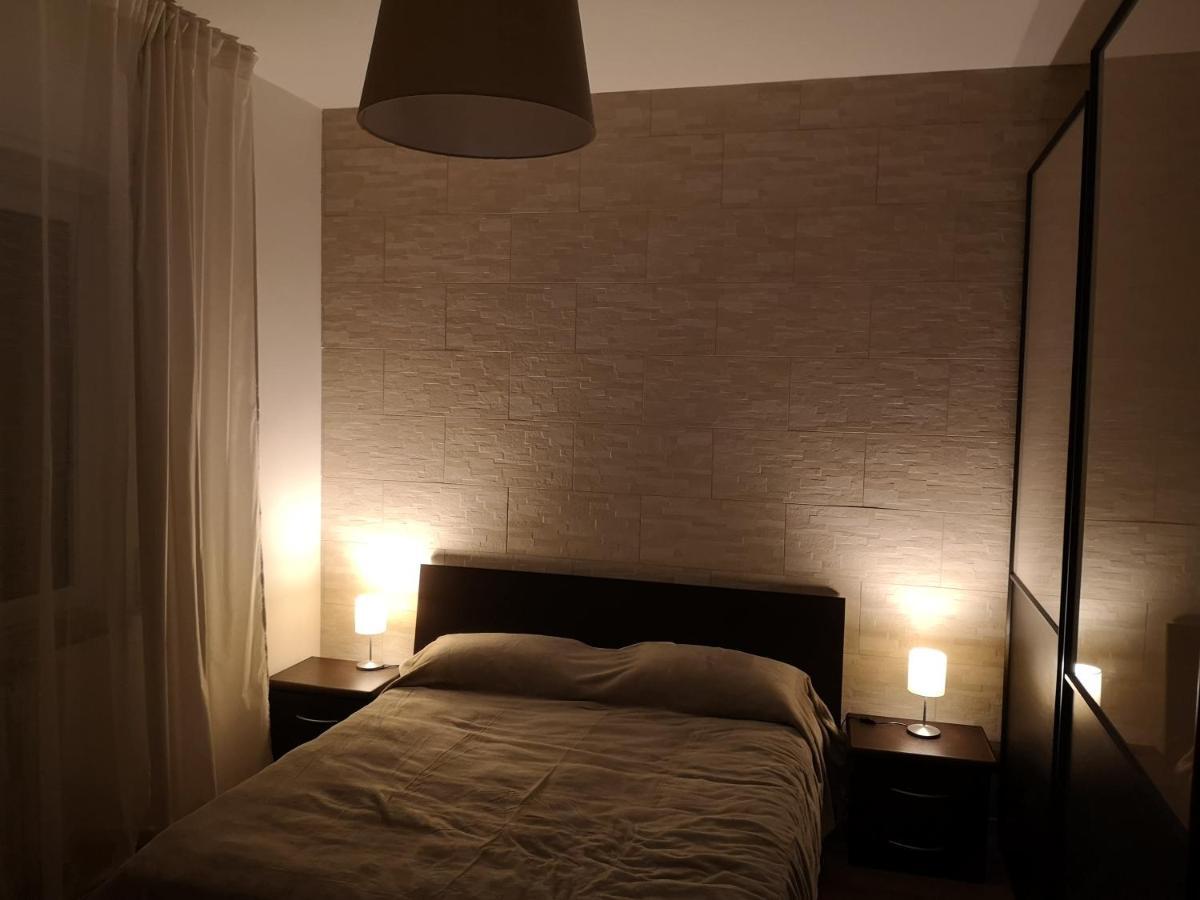 Queen East Verona Apartments エクステリア 写真
